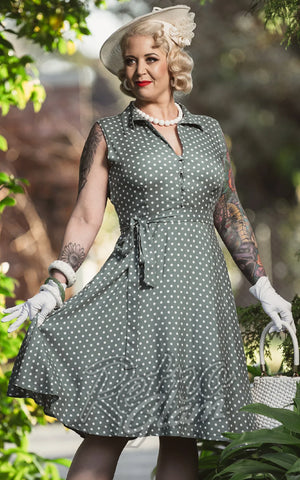 dolly-dotty-poppy-green-polka-model dolly-dotty-poppy-green-polka-model