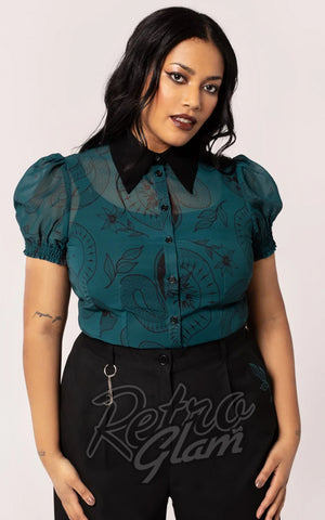 Hell Bunny Venom Blouse in Green curvy Hell Bunny Venom Blouse in Green curvy