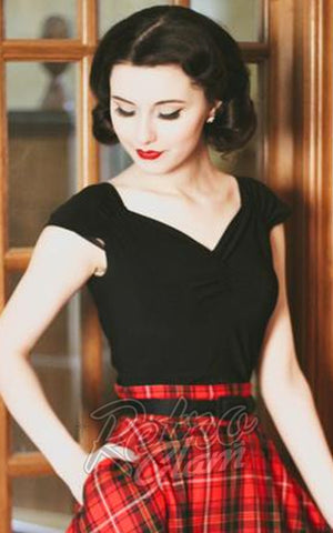 Retrolicious Black Isabel Top Retrolicious Black Isabel Top