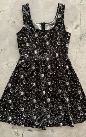 Retrolicious Fit & Flare Dress in Space Print - L left only Retrolicious Fit & Flare Dress in Space Print - L left only