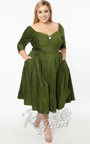 Unique Vintage Lamar Swing Dress in Green Velvet plus sized Unique Vintage Lamar Swing Dress in Green Velvet plus sized
