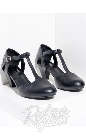 Unique Vintage Roxy T-Strap Shoes in Black Unique Vintage Roxy T-Strap Shoes in Black
