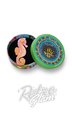 Kuu-Wanana-brooch box