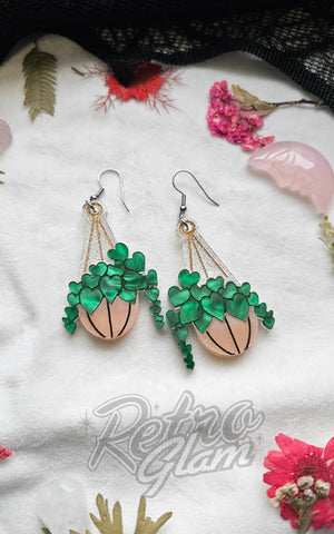 Fallen Pine String Of Hearts Planter Earrings