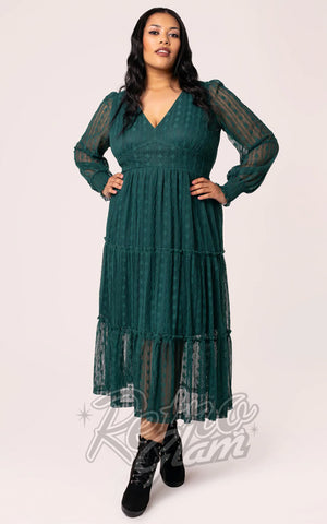 Hell Bunny Rhianne Dress in Green Lace curvy