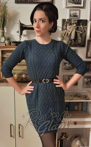 Mak 3/4 Sleeve Cable Knit Sweater Dress in grey model