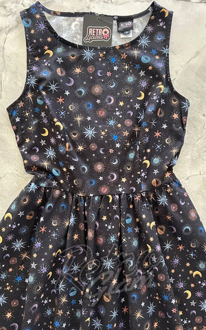 Retrolicious Midi Dress in Celestial Print bodice