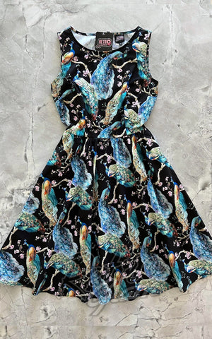 Retrolicious Vintage Dress in Peacock Print