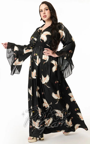 Unique Vintage 70's Crane Print Maxi Dress curvy