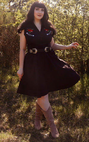 Voodoo Vixen Heart & Dagger Western Dress model